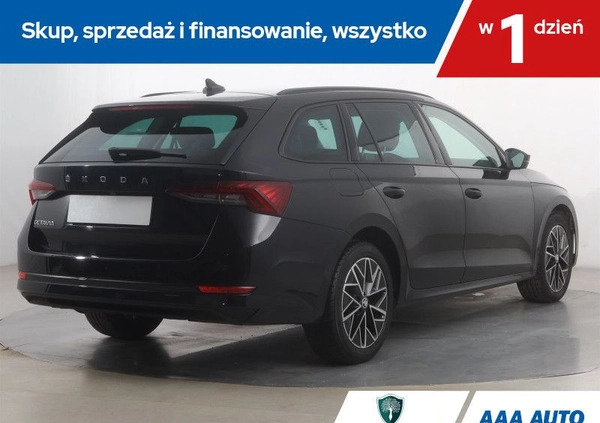 Skoda Octavia cena 77000 przebieg: 182444, rok produkcji 2020 z Iława małe 232